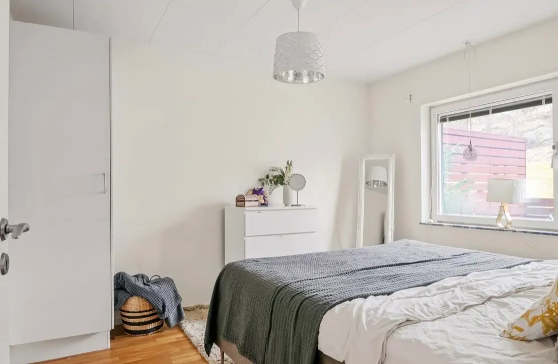 Bergums Prästgårdsbacke 17 - bild 2