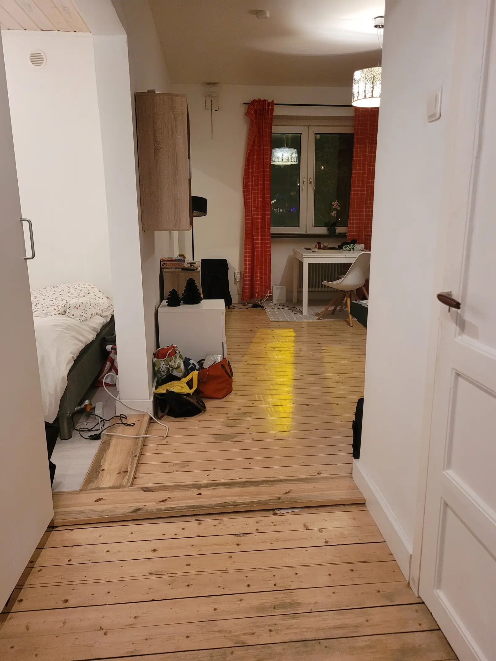 Saarisvägen 4