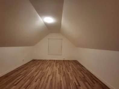 Kumla Trädgårdsgatan 32 - bild 2